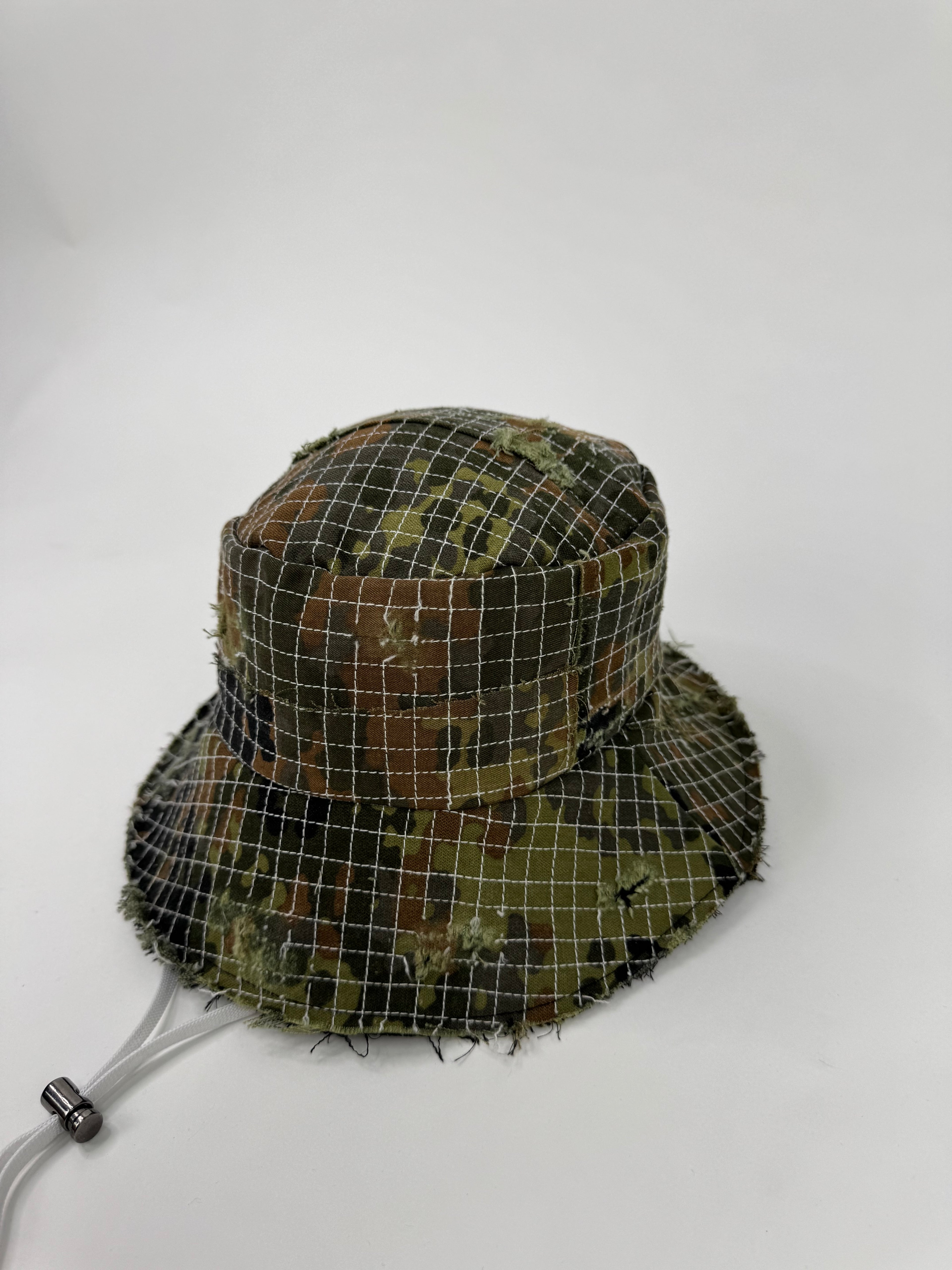 CAMO BUCKET